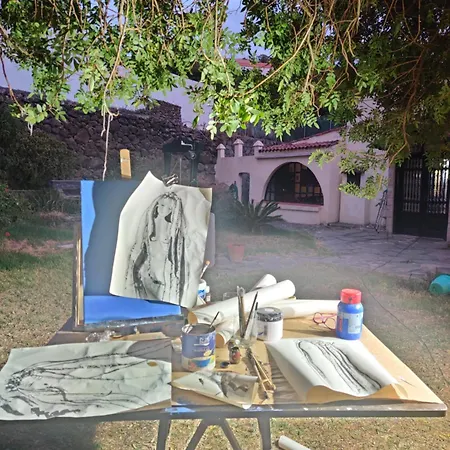 Estudio Wabi-sabi Homestay *